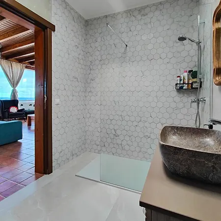 Casa Morro Herreno * Las Brenas